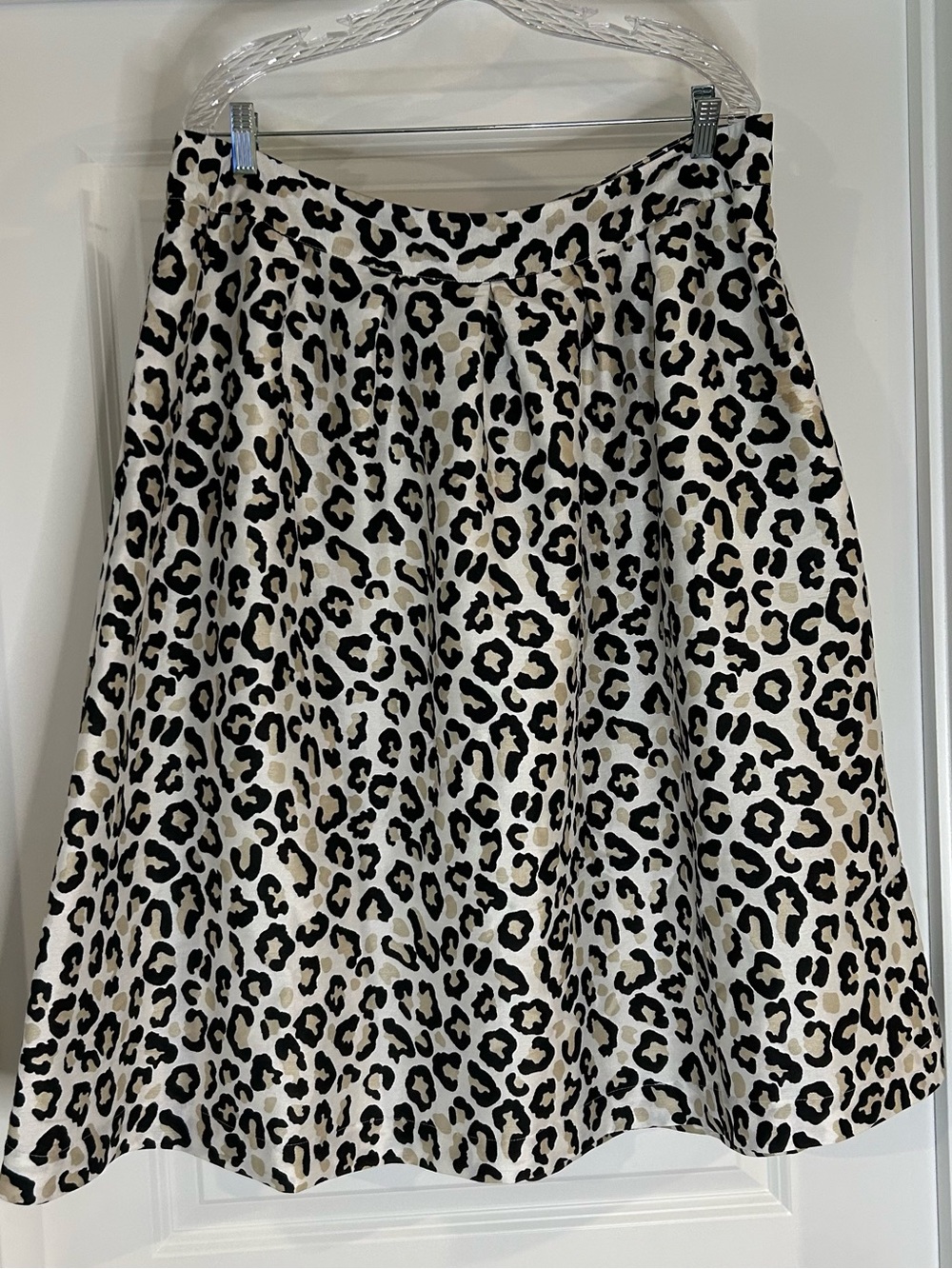 Crown & Ivy Leopard Animal Print Beige A-Line Flared Skirt 16W - Pockets